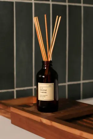 No. 05 Coconut   Vetiver Reed Diffuser