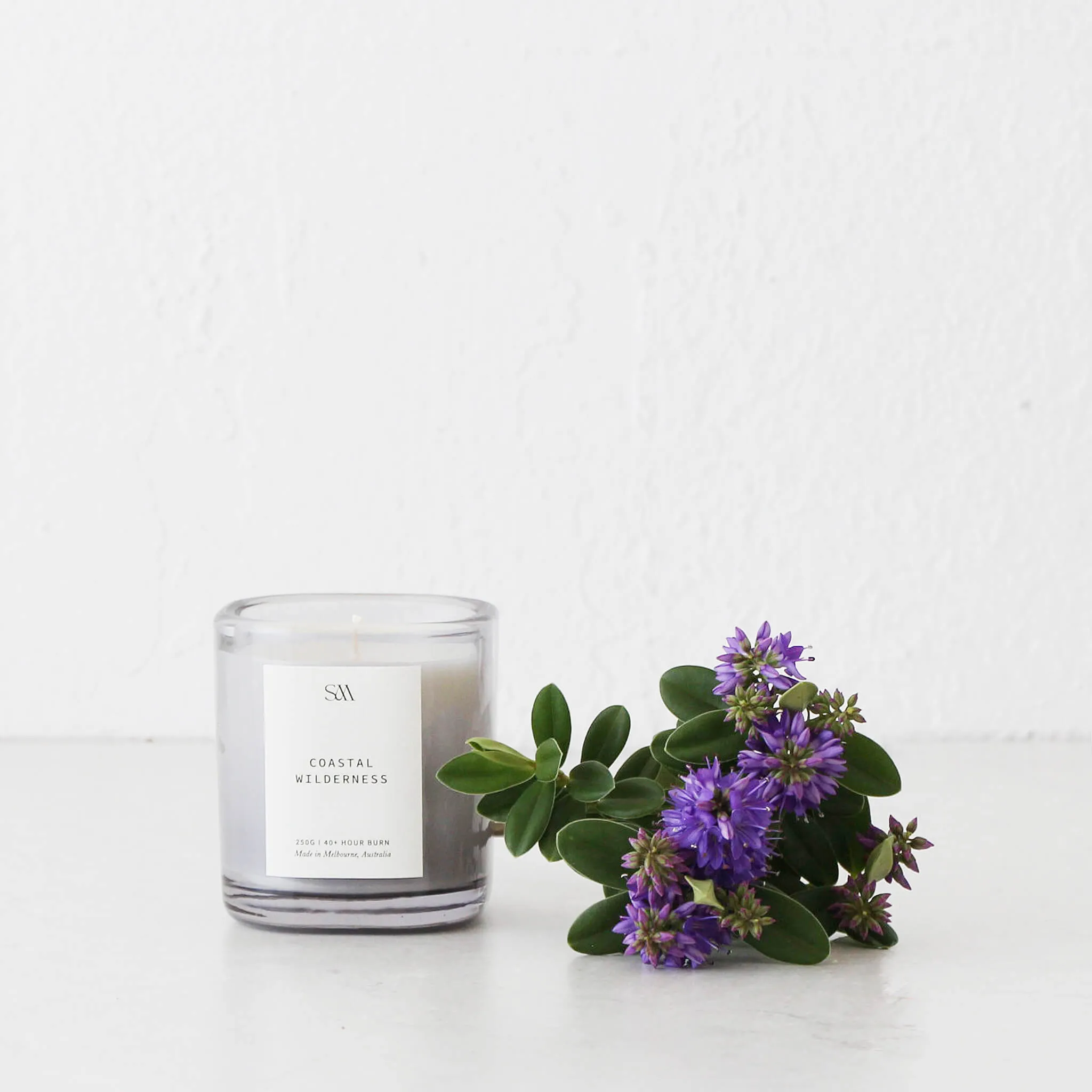 STUDIO MCKENNA  |  SIGNATURE SCENTED 250G CANDLE  |  COASTAL WILDERNESS