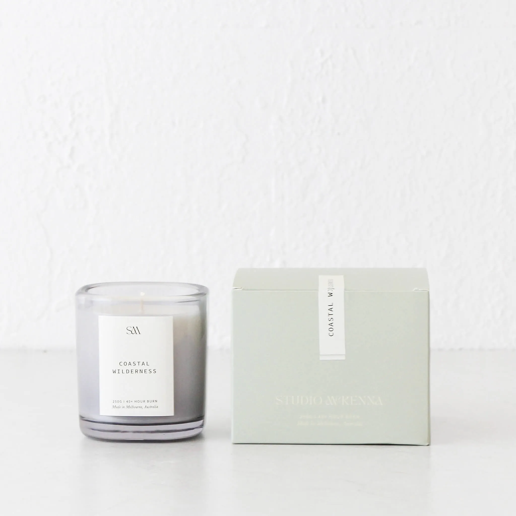 STUDIO MCKENNA  |  SIGNATURE SCENTED 250G CANDLE  |  COASTAL WILDERNESS