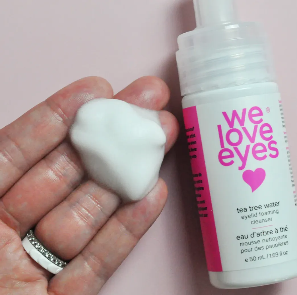 WE LOVE EYES Tea Tree Water Eyelid Foaming  Cleanser